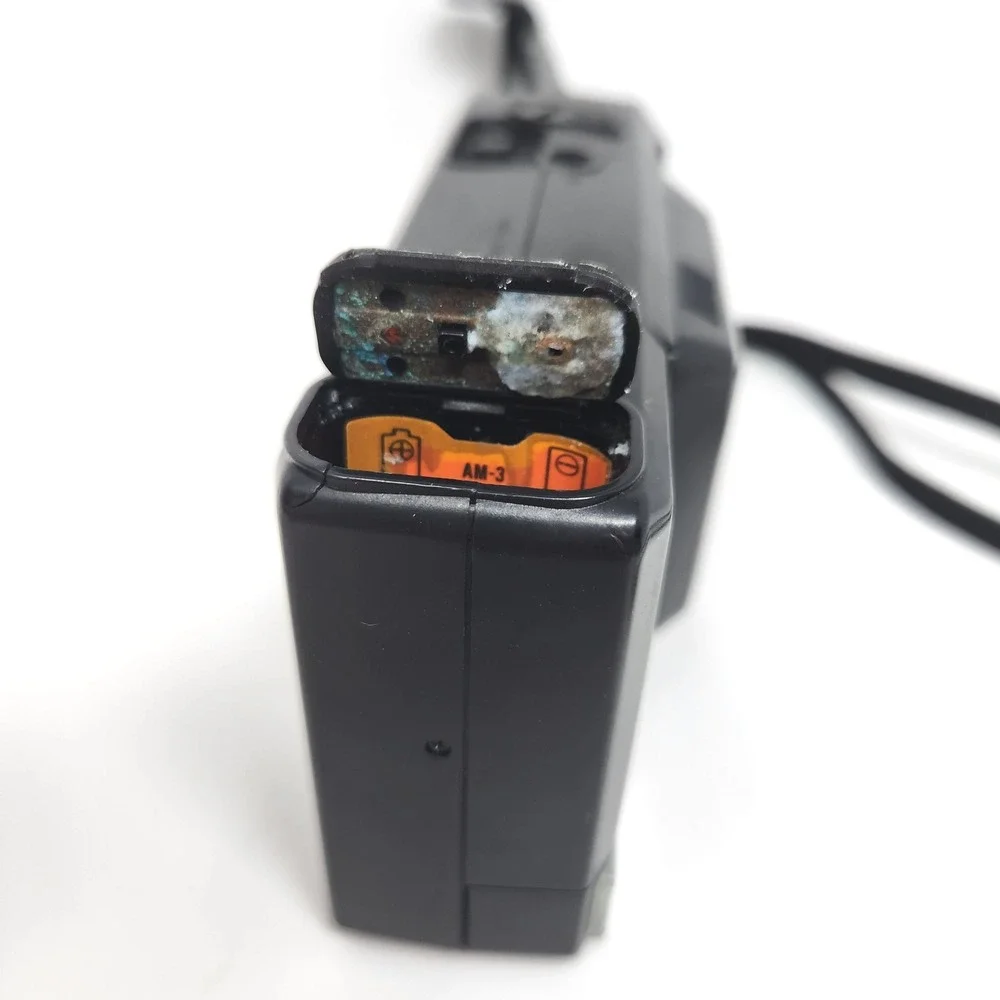 Vivitar‎ TEC45 35mm Camera Auto Focus Auto Pop-up Flash - Untested